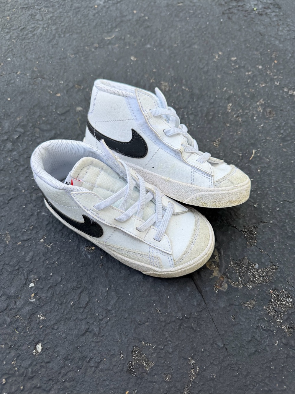 Nike blazer mid toddler 9c Mid-Top Sneakers